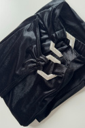 Welurowa spódnica midi z ozdobą, czarna