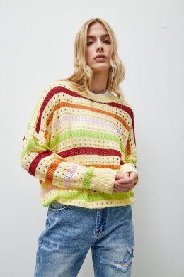 Sweter damski w kolorowe paski W5662