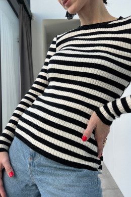 Sweterek w paski ZM1313 czarno - biały