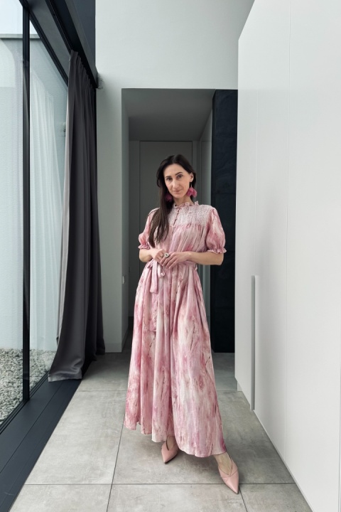 Sukienka Watercolor z rayonu | różowa