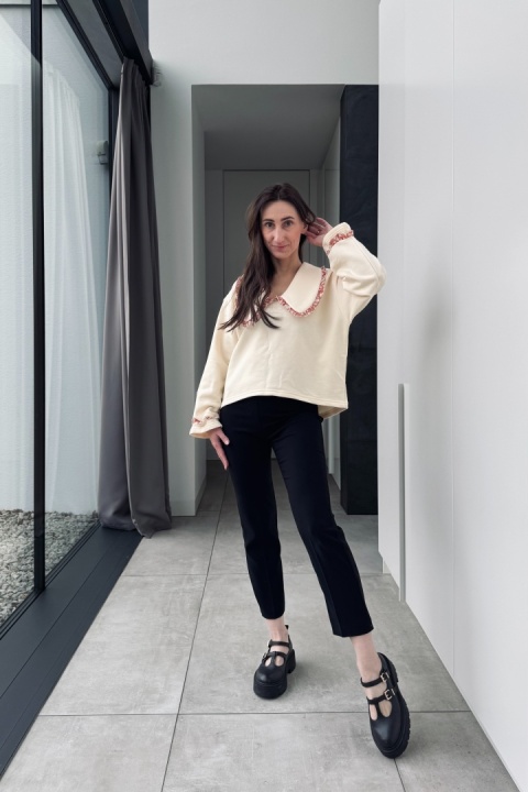 Bluza Julka z kołnierzykiem | masełko