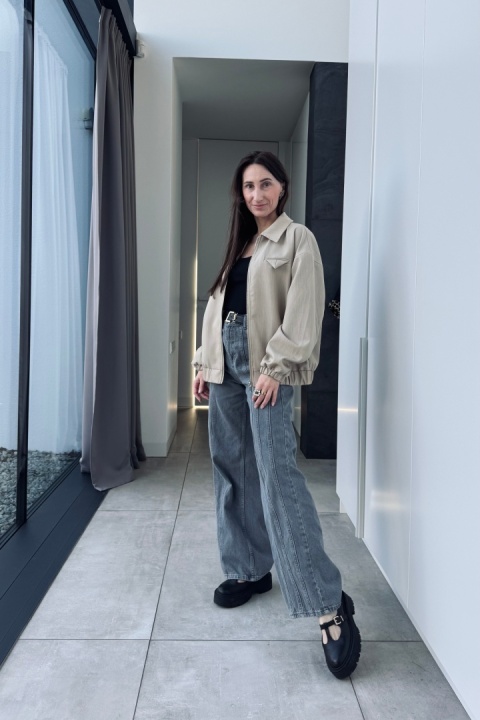 Bomberka z dodatkiem rayonu | beżowa