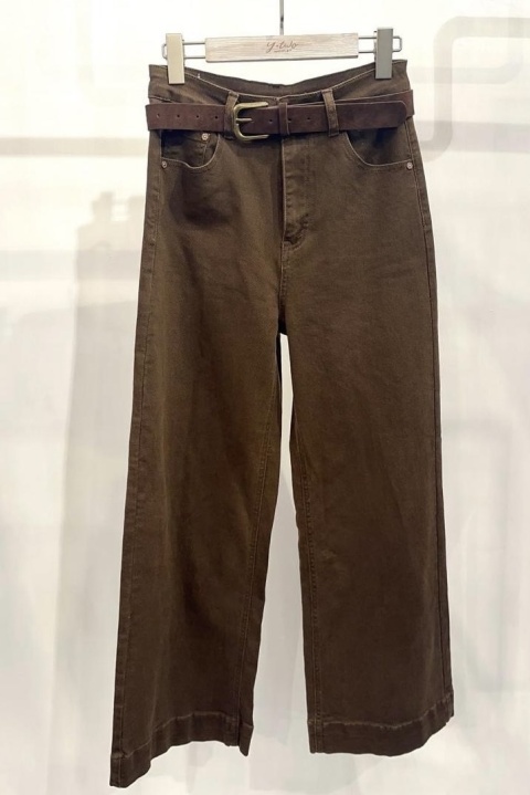 Jeansy z szeroką nogawką i mankietem, z paskiem | czekoladowe