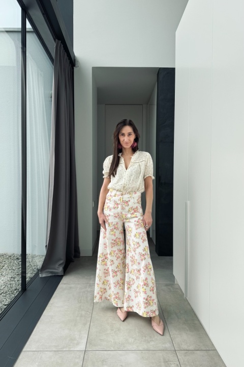 Spodnie w kwiatki Spring Bloom | białe