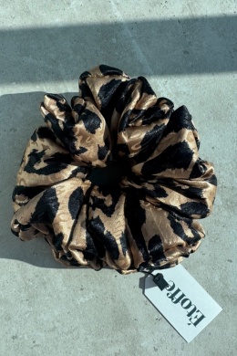 Satynowa gumka do włosów maxi z dodatkiem jedwabiu | karmelowa pantera