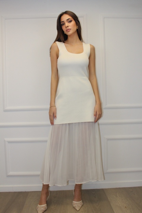Wiskozowa sukienka z szyfonowym dołem | złamana biel