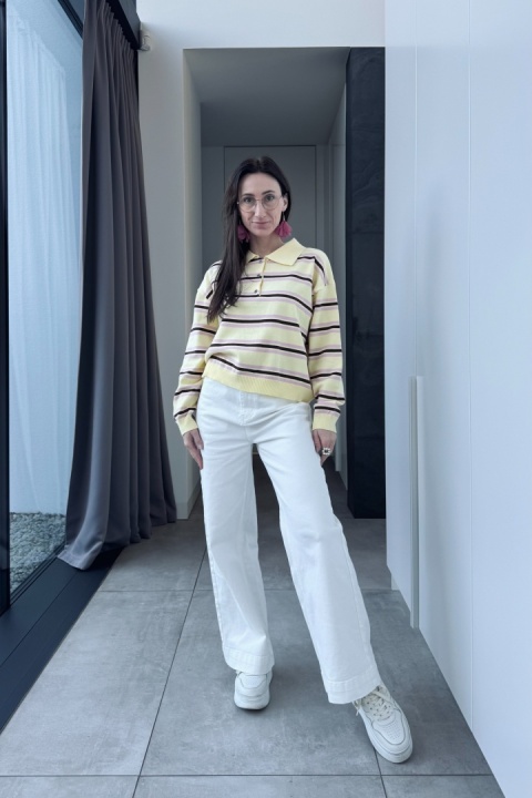 Wiskozowy sweterek polo w paski | zółty