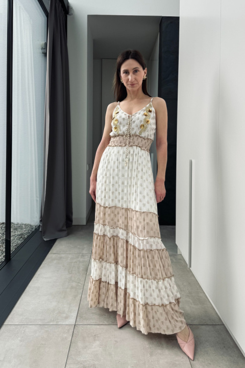 Sukienka maxi boho, z ozdobami, beżowa Sukienka maxi boho, z ozdobami, beżowa