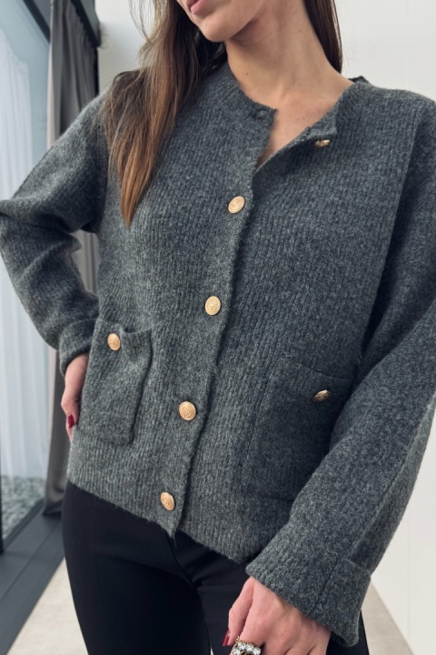 Szary kardigan ze złotymi guzikami