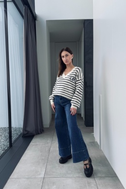 Mięsisty sweter LOVE w paski z brokatową nitką