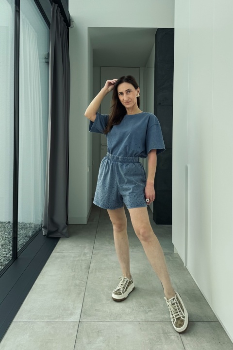 Komplet dresowy: krótkie spodenki i t-shirt oversize | niebieski Komplet dresowy: krótkie spodenki i t-shirt oversize | niebieski