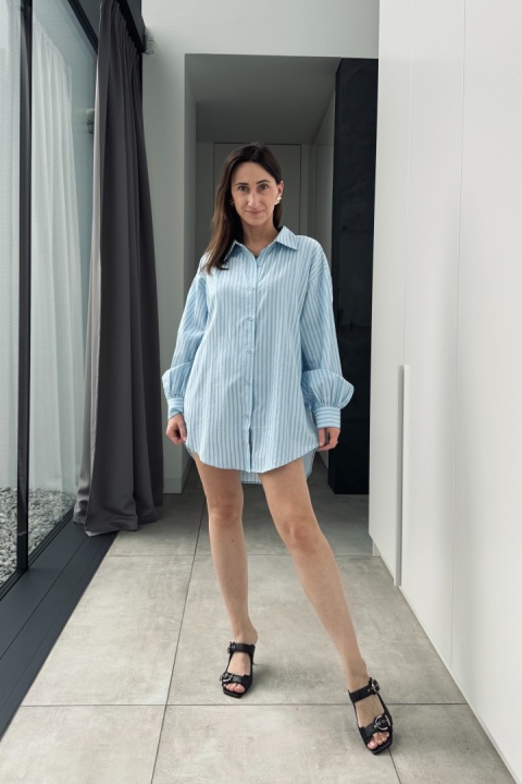 Koszula w paski o kroju oversize z błyskotkami | niebieska Koszula w paski o kroju oversize z błyskotkami | niebieska