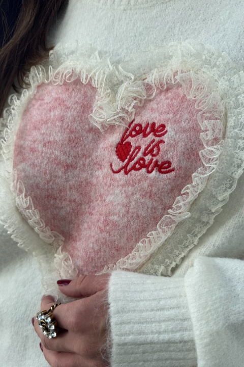 Biały sweterek Love is love z koronką Biały sweterek Love is love z koronką