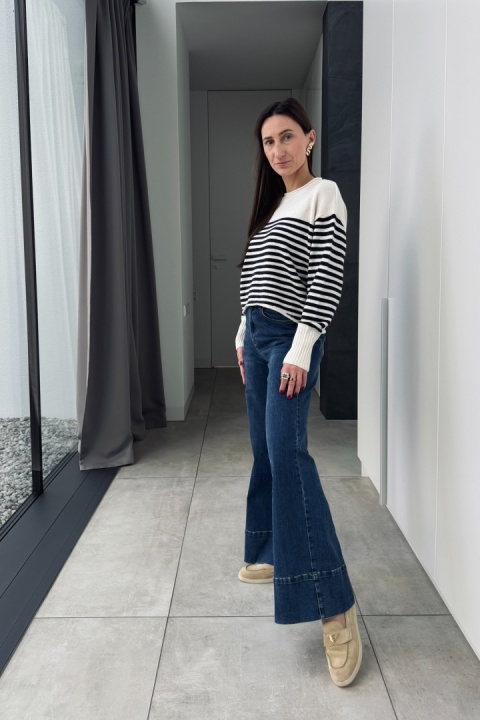 Sweterek w granatowe paski Sweterek w granatowe paski