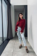 Bordowy sweter z ozdobnymi guzikami
