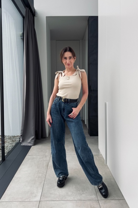 Beżowy, prążkowany top Crema z wiązaniem na ramionach Beżowy, prążkowany top Crema z wiązaniem na ramionach