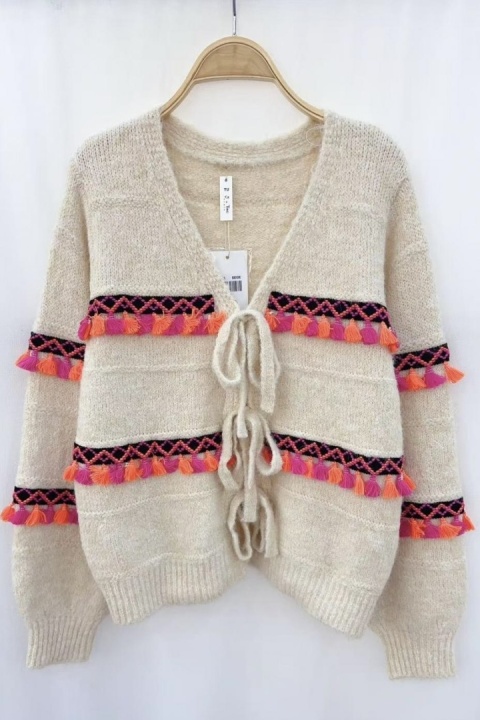Beżowy sweter z kolorowymi frędzlami