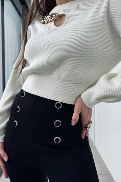 Dzianinowy sweter z łańcuchem ZM1171