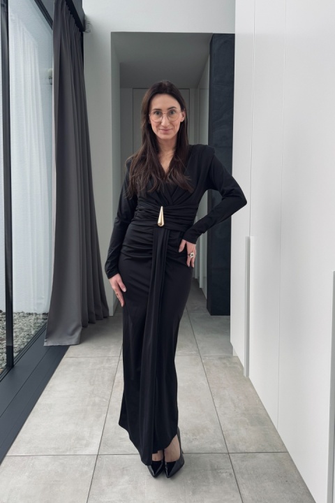 Elegancka sukienka Lara | czarna