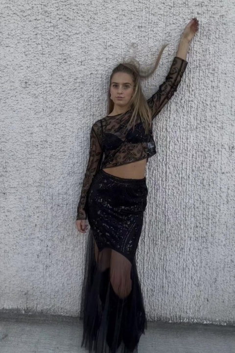 Elegancka spódnica maxi Bella z cekinami i tiulem