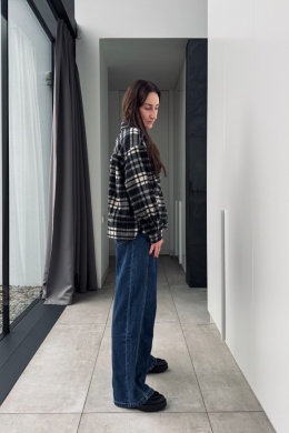 Jeansy wide fit City look z przeszyciami