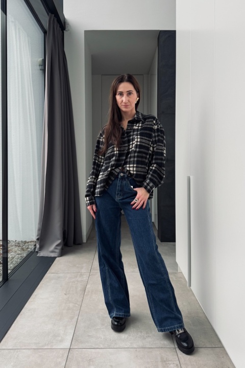 Jeansy wide fit City look z przeszyciami