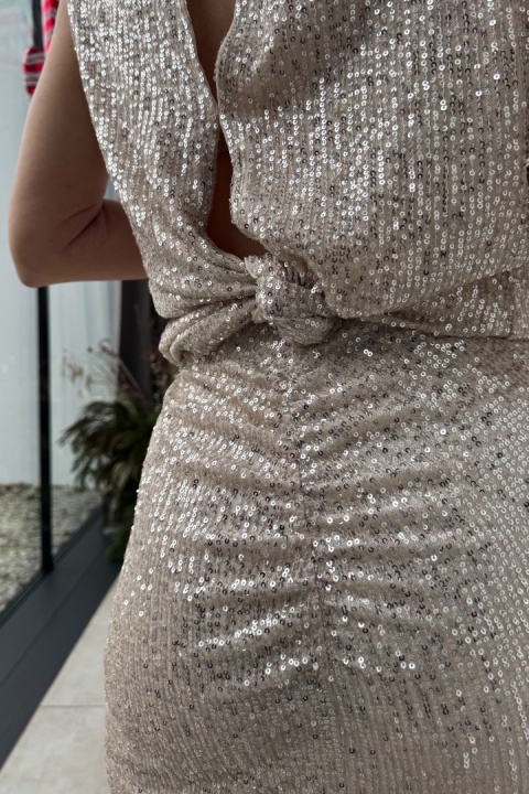 Spódnica z cekinami z drapowaniem | srebrna