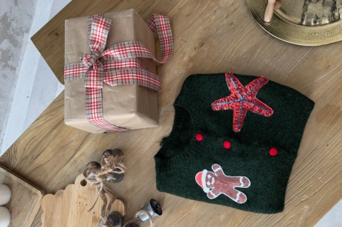 Świąteczny kardigan z cekinami | zielony